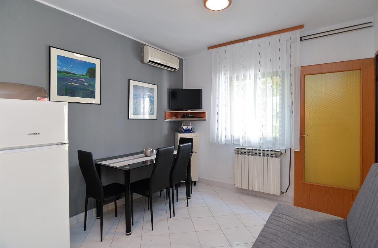Apartment Mario 2060 Пула Экстерьер фото